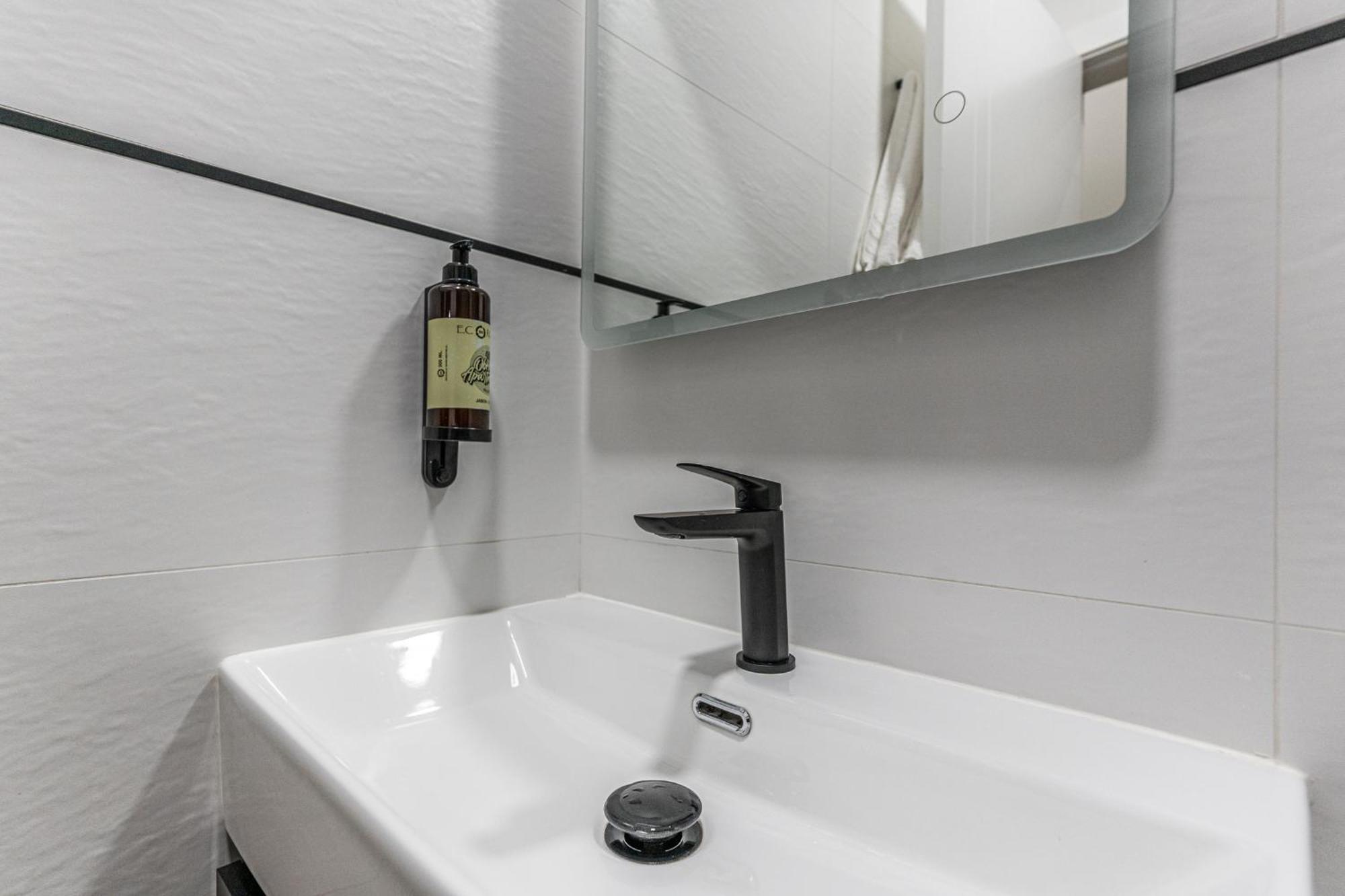 Vr Obregon Apartments Мадрид Экстерьер фото