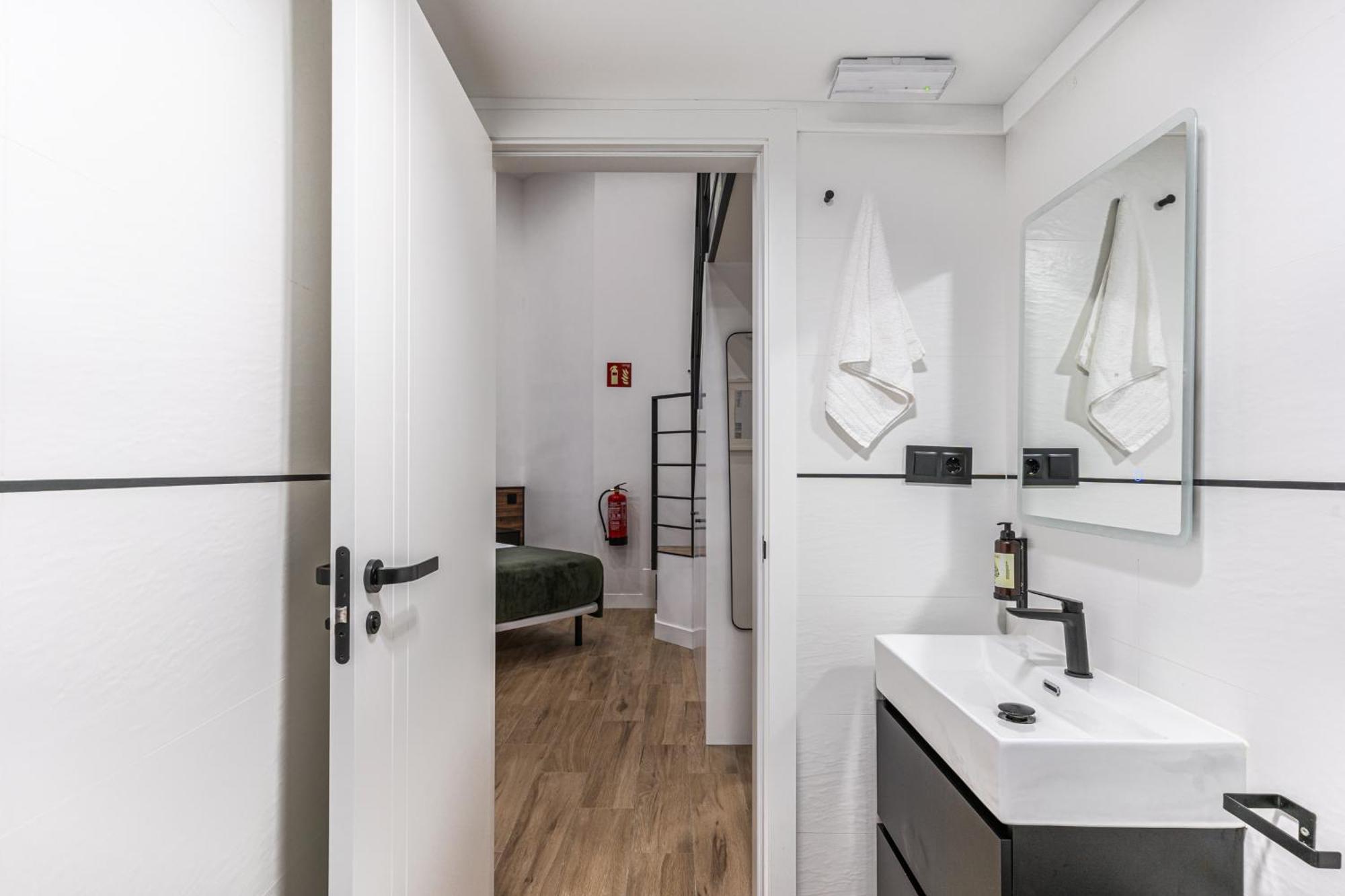 Vr Obregon Apartments Мадрид Экстерьер фото